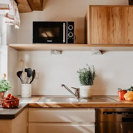 Holiday home Romantisches Schwarzwaelder Bauernhaeuschen Huesli Am Griesbachhof Titisee-Neustadt