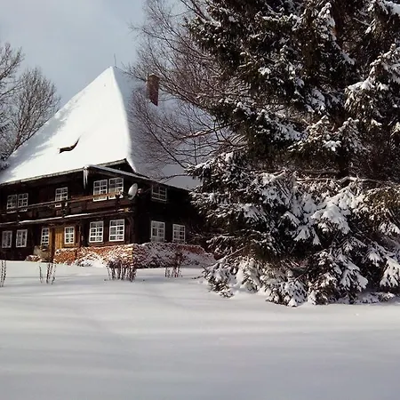 Casa de Férias Romantisches Schwarzwaelder Bauernhaeuschen Huesli Am Griesbachhof