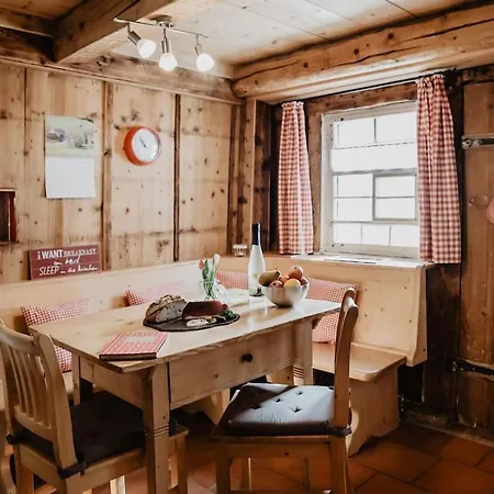 Holiday home Romantisches Schwarzwaelder Bauernhaeuschen Huesli Am Griesbachhof