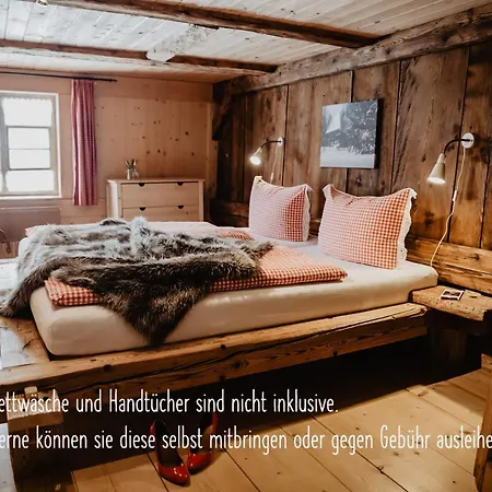 Romantisches Schwarzwaelder Bauernhaeuschen Huesli Am Griesbachhof