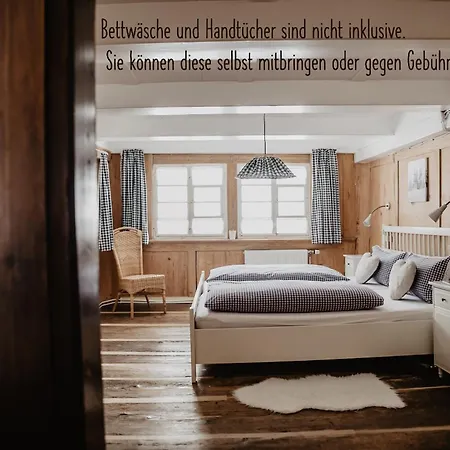 Romantisches Schwarzwaelder Bauernhaeuschen Huesli Am Griesbachhof