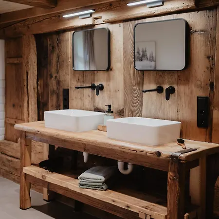 Vakantiehuis Romantisches Schwarzwaelder Bauernhaeuschen Huesli Am Griesbachhof