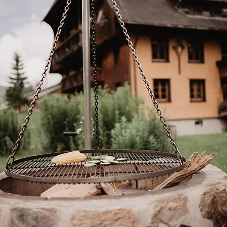 Romantisches Schwarzwaelder Bauernhaeuschen Huesli Am Griesbachhof Vakantiehuis Titisee-Neustadt