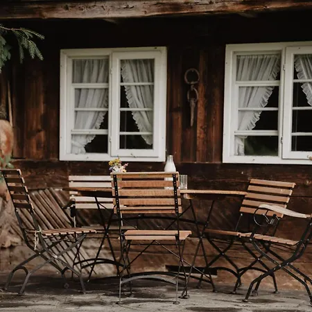 Casa de Férias Romantisches Schwarzwaelder Bauernhaeuschen Huesli Am Griesbachhof