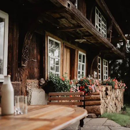 Romantisches Schwarzwaelder Bauernhaeuschen Huesli Am Griesbachhof *