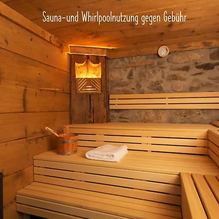 Romantisches Schwarzwaelder Bauernhaeuschen Huesli Am Griesbachhof Casa de Férias Titisee-Neustadt